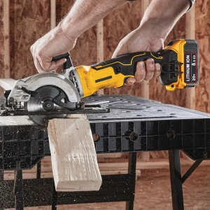 Special offer DeWALT DCB208 20V MAX* XR® 8.Ah Battery Inventory